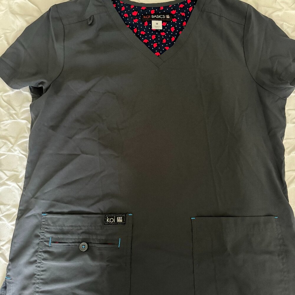 Women's Koi Basics Scrubs Set - Gray